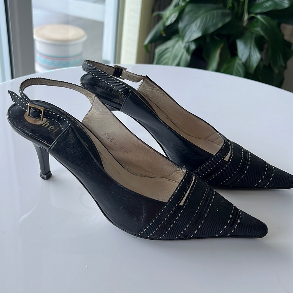 Michel Perry black leather and canvas pointed 2.5 inch heels
